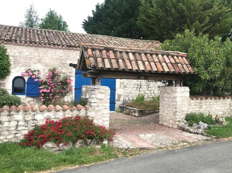 Gites De Lartigue Anthé Exterior foto